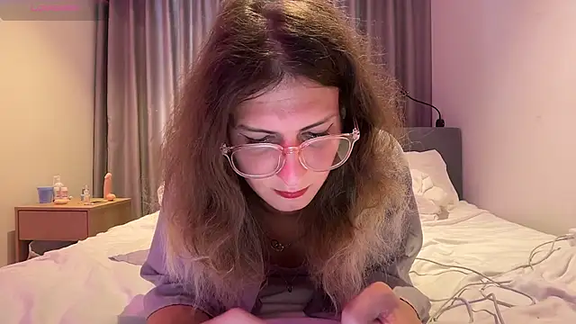 Alice Pinkhead online show from 03-09-26, 07:23