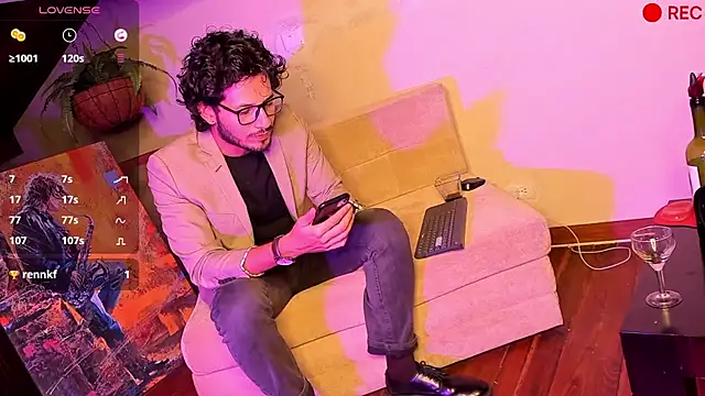 Nicholasrodrii online show from 12-29-24, 04:27