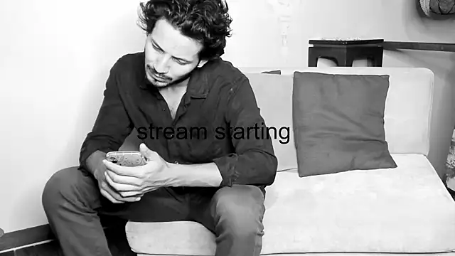 Nicholasrodrii online show from 02-13-25, 10:22