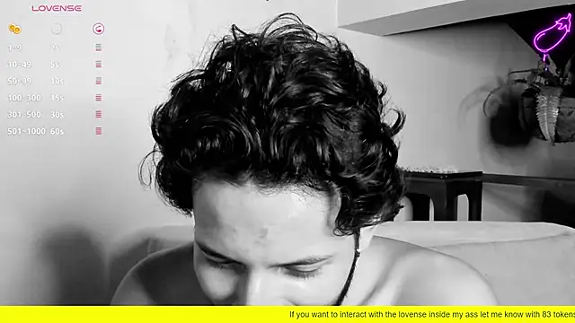 Nicholasrodrii online show from 02-14-25, 04:26