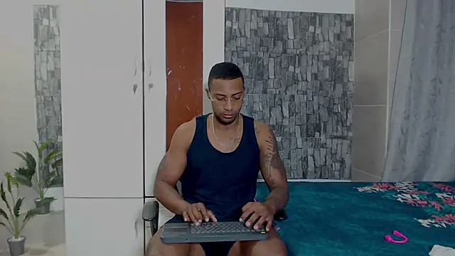 Snapshot of Joseephjackson chatting on 02-01-25, 03:07 Joseephjackson online show from 02-01-25, 03:07