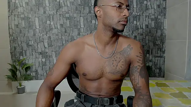 Snapshot of Joseephjackson chatting on 02-11-25, 06:22 Joseephjackson online show from 02-11-25, 06:22