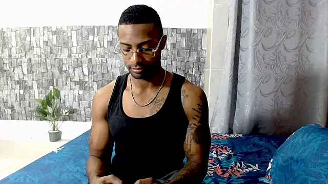 Snapshot of Joseephjackson chatting on 02-24-25, 03:31 Joseephjackson online show from 02-24-25, 03:31