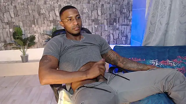 Snapshot of Joseephjackson chatting on 09-30-25, 03:28 Joseephjackson online show from 09-30-25, 03:28