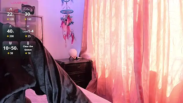 Snapshot of brianaGuzman chatting on 11-08-25, 04:51 brianaGuzman online show from 11-08-25, 04:51