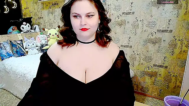 Snapshot of WhisperInTheDarkk chatting on 02-05-25, 10:12 WhisperInTheDarkk online show from 02-05-25, 10:12