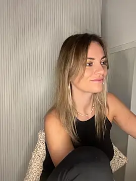 Milla  one online show from 11-18-25, 06:07