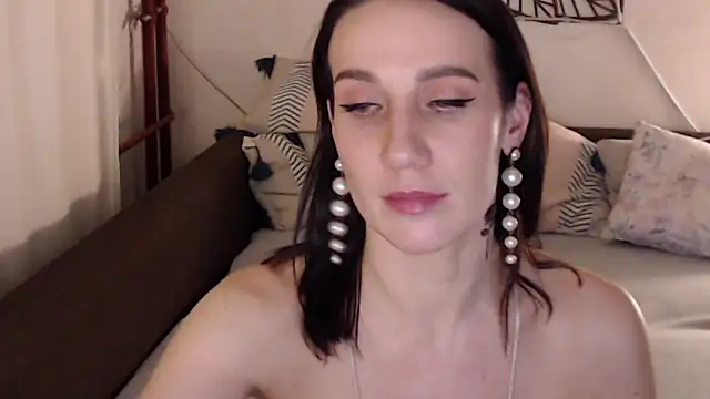 Snapshot of pepper_milf chatting on 01-25-25, 05:08 pepper milf online show from 01-25-25, 05:08