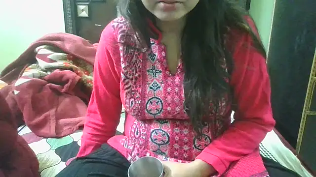 Snapshot of couplesuni chatting on 12-09-24, 04:12 couplesuni online show from 12-09-24, 04:12