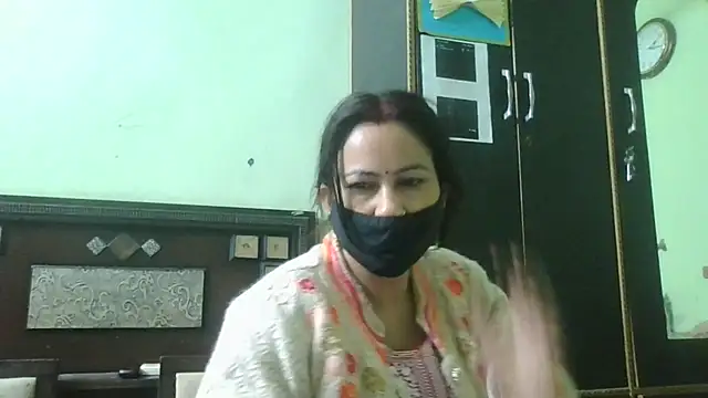 couplesuni online show from 12-05-25, 04:10