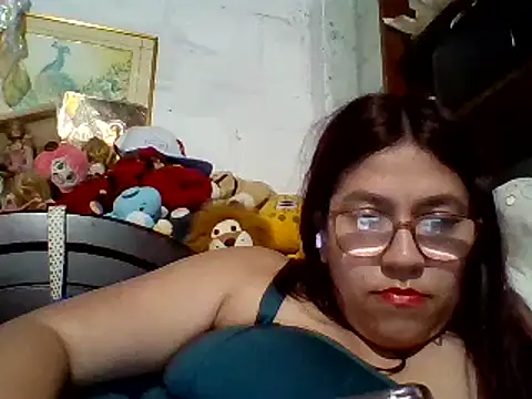 Snapshot of dafne19_ chatting on 01-04-25, 08:06 dafne19  online show from 01-04-25, 08:06