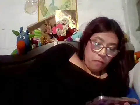 Snapshot of dafne19_ chatting on 01-11-25, 06:56 dafne19  online show from 01-11-25, 06:56