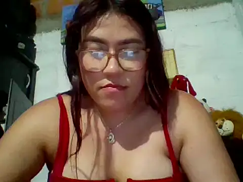 Snapshot of dafne19_ chatting on 01-21-25, 06:11 dafne19  online show from 01-21-25, 06:11