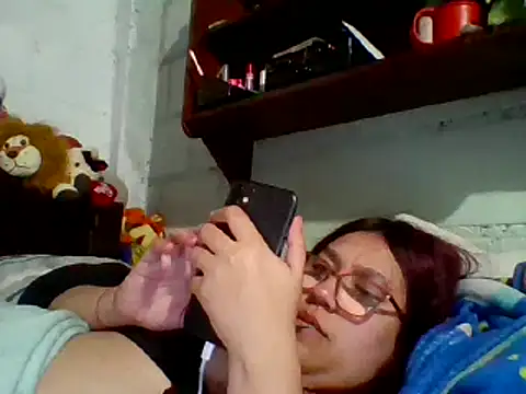 Snapshot of dafne19_ chatting on 02-01-25, 06:21 dafne19  online show from 02-01-25, 06:21