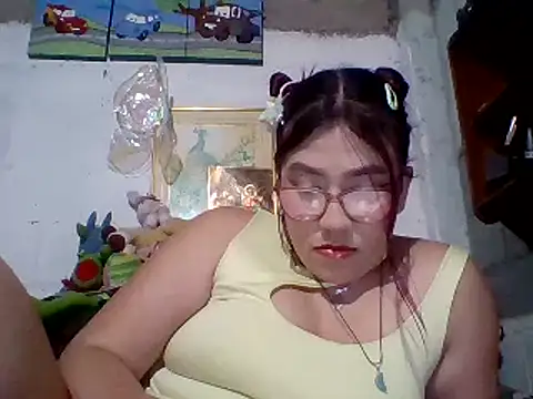 Snapshot of dafne19_ chatting on 02-06-25, 02:22 dafne19  online show from 02-06-25, 02:22