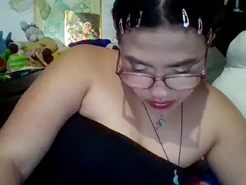 Snapshot of dafne19_ chatting on 02-07-25, 06:03 dafne19  online show from 02-07-25, 06:03