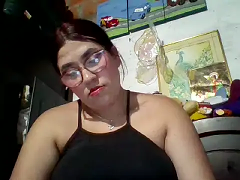 Snapshot of dafne19_ chatting on 02-18-25, 03:42 dafne19  online show from 02-18-25, 03:42