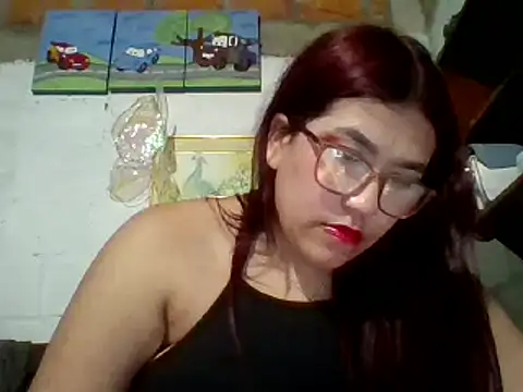 Snapshot of dafne19_ chatting on 03-09-25, 04:27 dafne19  online show from 03-09-25, 04:27