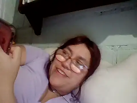 Snapshot of dafne19_ chatting on 03-11-25, 04:54 dafne19  online show from 03-11-25, 04:54