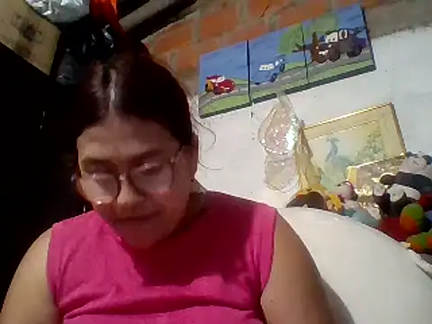 Snapshot of dafne19_ chatting on 03-22-25, 06:22 dafne19  online show from 03-22-25, 06:22