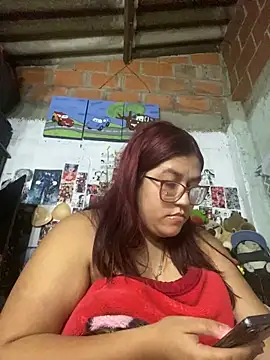 Snapshot of dafne19_ chatting on 09-15-25, 04:56 dafne19  online show from 09-15-25, 04:56