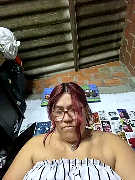 Snapshot of dafne19_ chatting on 10-07-25, 03:36 dafne19  online show from 10-07-25, 03:36