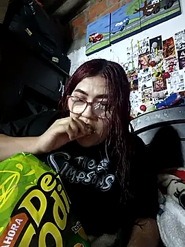 Snapshot of dafne19_ chatting on 10-12-25, 06:34 dafne19  online show from 10-12-25, 06:34