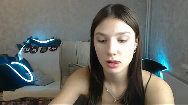 AnaHoney online show from 12-23-24, 11:14