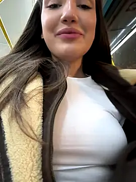 Snapshot of Sophie_Avory chatting on 10-23-25, 09:13 Sophie Avory online show from 10-23-25, 09:13