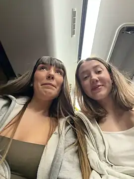 Snapshot of Sophie_Avory chatting on 02-04-26, 05:30 Sophie Avory online show from 02-04-26, 05:30