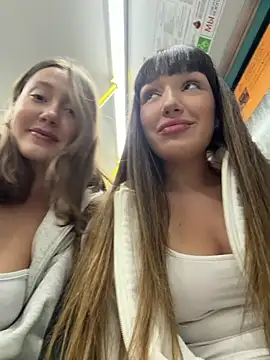 Snapshot of Sophie_Avory chatting on 02-28-26, 05:25 Sophie Avory online show from 02-28-26, 05:25