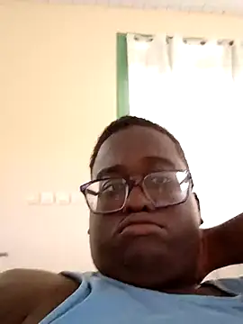 Snapshot of Jeanlaurent972 chatting on 02-21-26, 02:07 Jeanlaurent972 online show from 02-21-26, 02:07