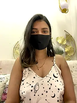 Snapshot of MaYaa__11 chatting on 11-20-25, 07:41 MaYaa 11 online show from 11-20-25, 07:41