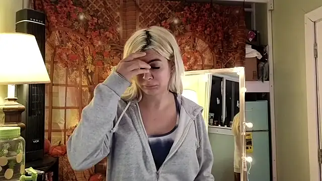 cunty tranny lydia online show from 12-12-24, 05:20