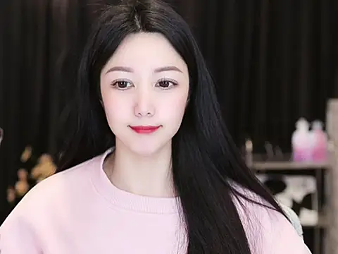 Snapshot of Nuyoah-77 chatting on 03-11-25, 02:51 Nuyoah-77 online show from 03-11-25, 02:51