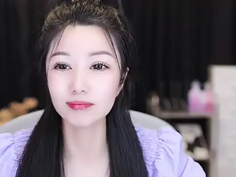 Snapshot of Nuyoah-77 chatting on 09-09-25, 04:50 Nuyoah-77 online show from 09-09-25, 04:50