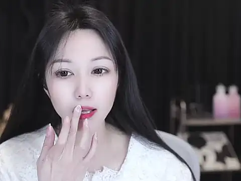 Nuyoah-77 online show from 02-13-26, 04:25