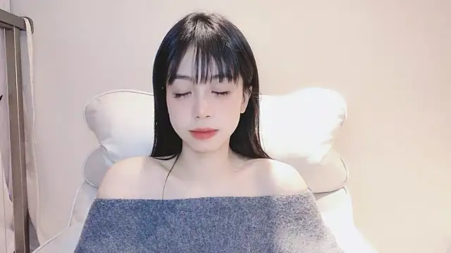 -Hottie online show from 12-15-24, 03:31