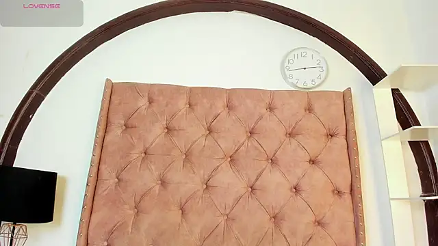 LadyAvalon online show from 01-26-25, 07:41