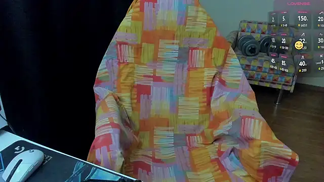 Snapshot of Joel-Pataki chatting on 11-07-25, 03:28 Joel-Pataki online show from 11-07-25, 03:28