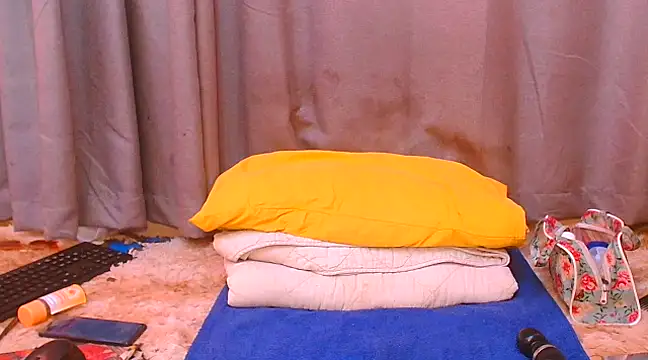 Snapshot of SexyCamilaxx chatting on 02-09-25, 10:42 SexyCamilaxx online show from 02-09-25, 10:42