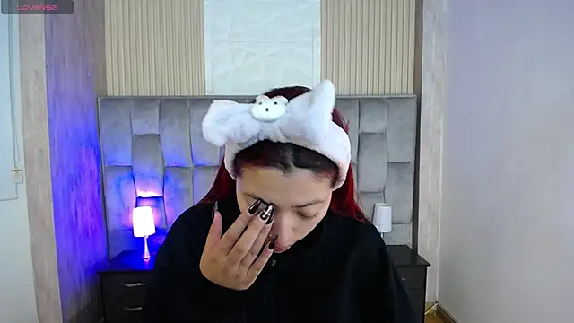 Mia Rinn online show from 09-10-25, 01:11