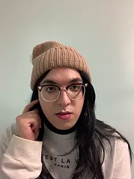 Snapshot of mawadastay chatting on 01-07-25, 12:13 mawadastay online show from 01-07-25, 12:13