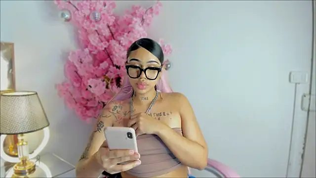 Mia Jansen online show from 12-03-24, 01:19