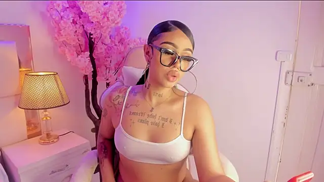 Mia Jansen online show from 02-12-25, 09:43