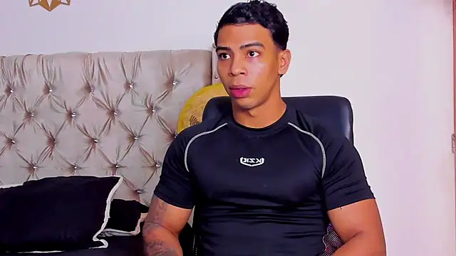 Andrew wolf7 online show from 10-18-25, 02:40