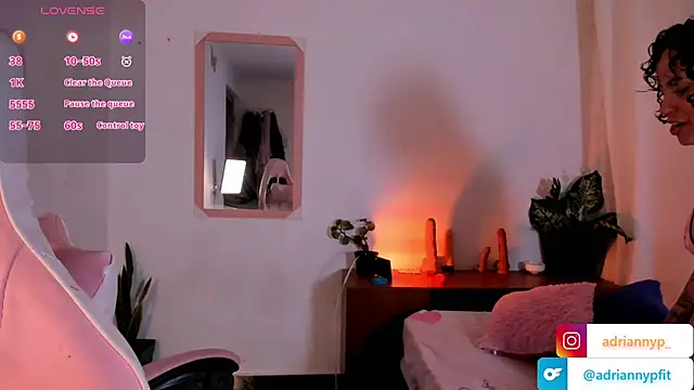 Snapshot of adriannyp_1 chatting on 10-23-25, 12:43 adriannyp 1 online show from 10-23-25, 12:43
