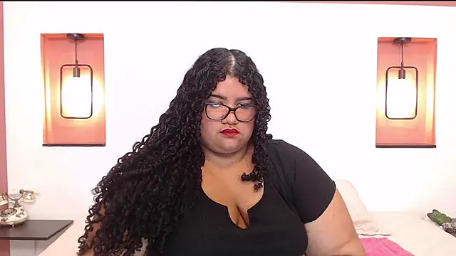 Miley Collins online show from 03-12-25, 07:38