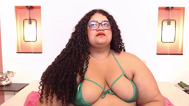 Miley Collins online show from 03-18-25, 12:38