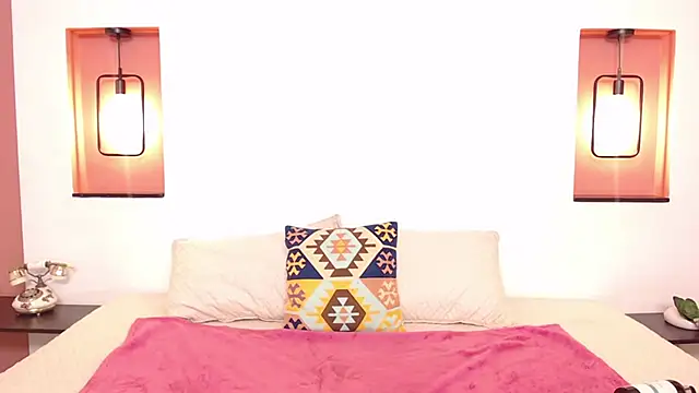 Miley Collins online show from 03-20-25, 04:09